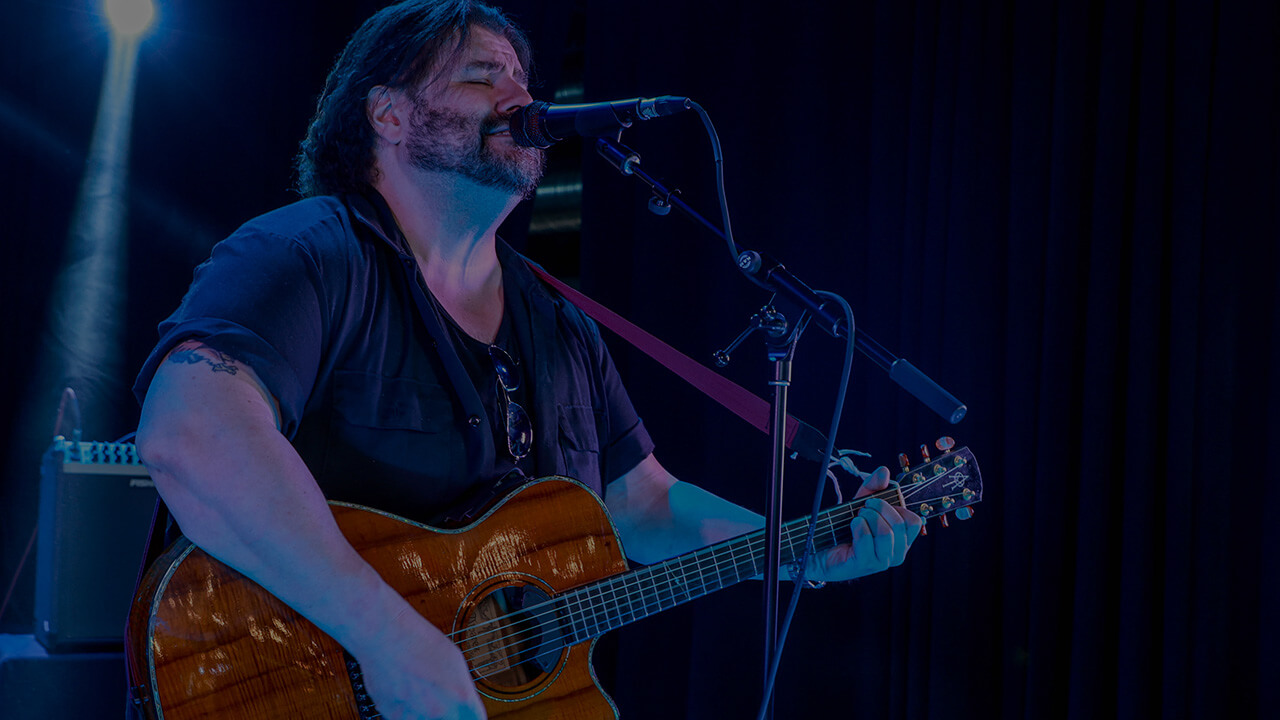 Fluence Acoustic: Rock Icon Performance